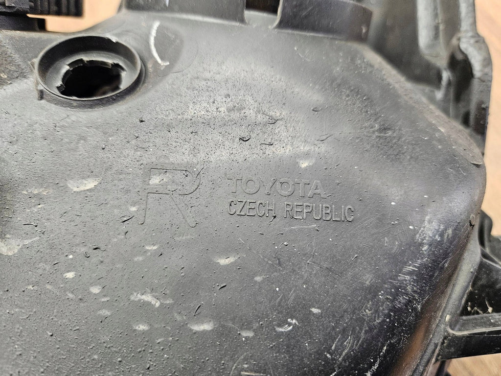 Frontscheinwerfer Toyota Yaris TOL14371 Rechts Scheinwerfer Headlight