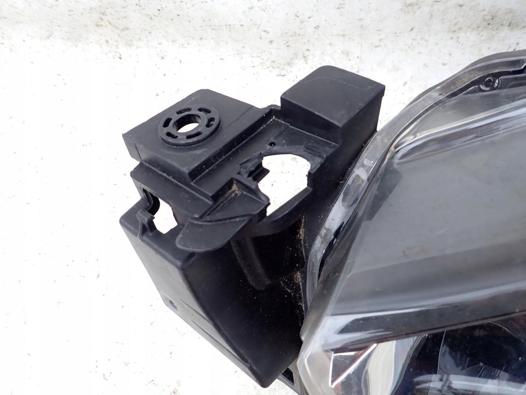 Frontscheinwerfer Mazda III DB5J-51040 Links Scheinwerfer Headlight