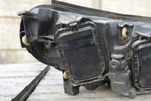 Laden Sie das Bild in den Galerie-Viewer, Frontscheinwerfer Citroën Jumpy Vivaro C 9808567780-00 Links Headlight