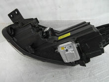 Laden Sie das Bild in den Galerie-Viewer, Frontscheinwerfer Kia Sportage IV 92102-C5620 Xenon Rechts Headlight SCH1799246396dj