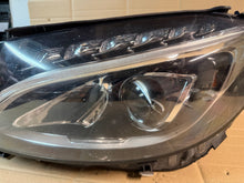 Laden Sie das Bild in den Galerie-Viewer, Frontscheinwerfer Mercedes-Benz W205 C205 A2069062504 Links Headlight SCH1066384759mb