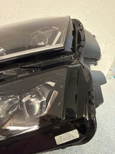 Laden Sie das Bild in den Galerie-Viewer, Frontscheinwerfer Audi Karoq 57B941035B Links Scheinwerfer Headlight SCH8379436864kb
