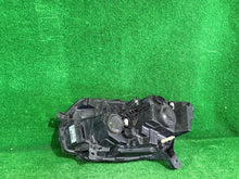 Laden Sie das Bild in den Galerie-Viewer, Frontscheinwerfer Dacia Logan Sandero II 90114431 260108435R Rechts Headlight