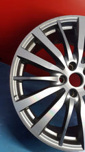 Laden Sie das Bild in den Galerie-Viewer, 1x Alufelge 18 Zoll 8.5&quot; 5x114.3 44ET 670016852 Maserati Rim Wheel