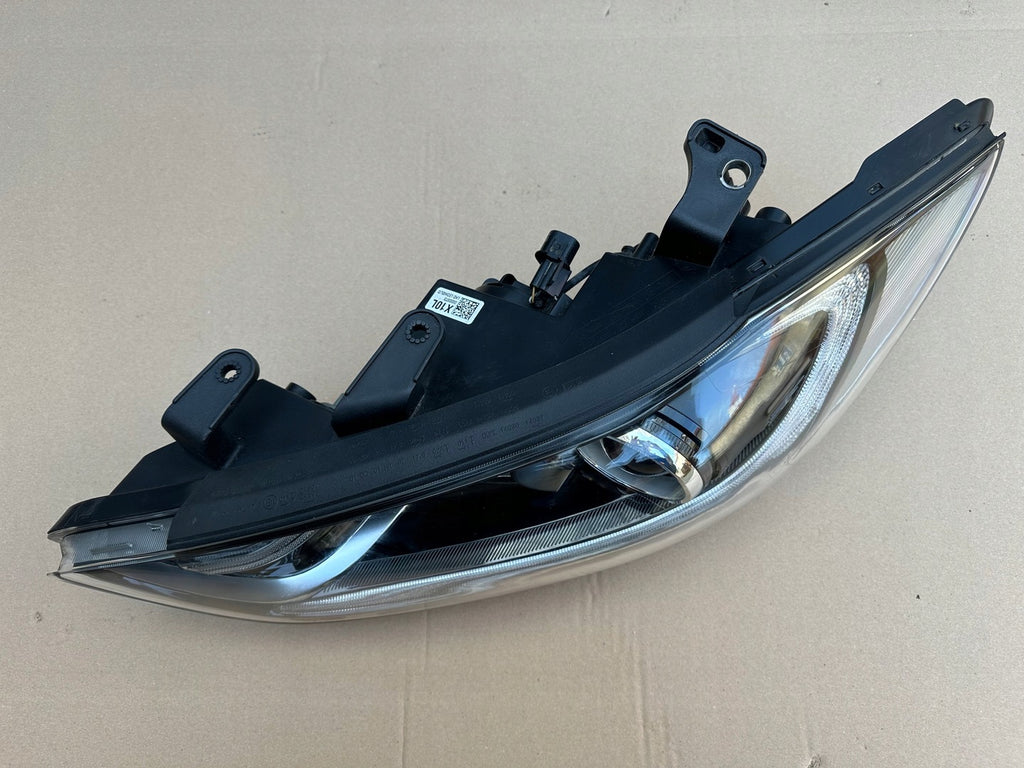 Frontscheinwerfer Hyundai Elantra 92101-F2100 Links Scheinwerfer Headlight