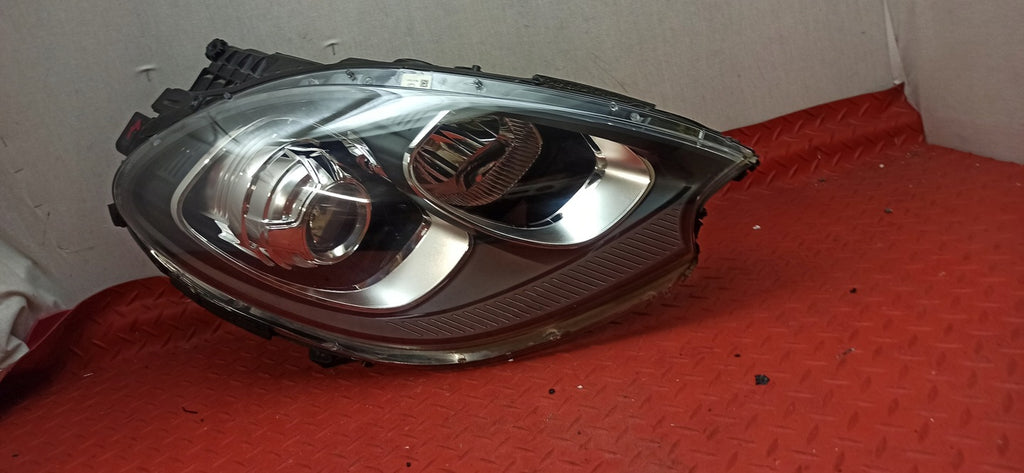 Frontscheinwerfer Audi Macan 95B941032DJ Rechts Scheinwerfer Headlight