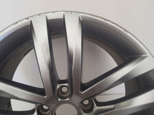 Laden Sie das Bild in den Galerie-Viewer, 1x Alufelge 18 Zoll 8.0" 5x112 51ET Glanz Grau 3G0601025AF VW Passat Rim Wheel FEL9352653015zu