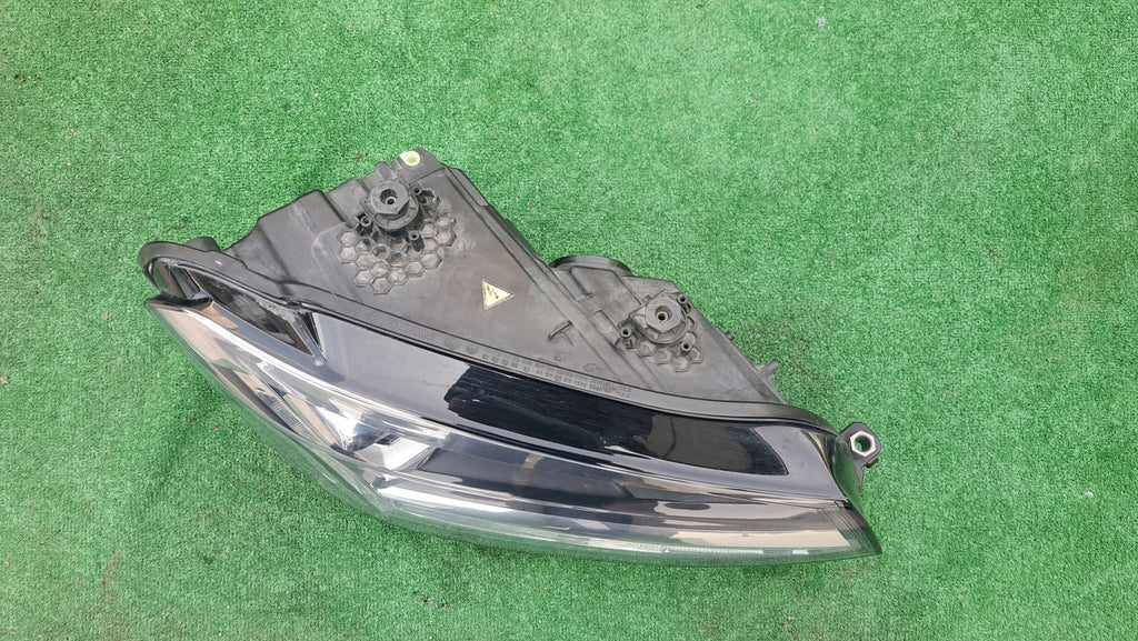 Frontscheinwerfer VW Caddy 2K1941032B LED Rechts Scheinwerfer Headlight SCH7735091725qn