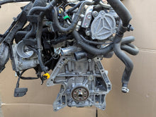 Laden Sie das Bild in den Galerie-Viewer, Motor Mazda Cx-3 PE02 2.0 50TKm 2017 Benzin Engine Komplett