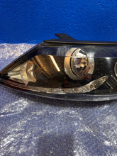Laden Sie das Bild in den Galerie-Viewer, Frontscheinwerfer Kia Sportage 92101-3U250 Links Scheinwerfer Headlight SCH7749024475ih