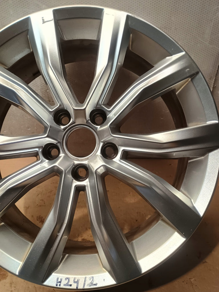 1x Alufelge 18 Zoll 7.0" 5x112 2GA601025D VW T-Roc Rim Wheel FEL9096667594pr