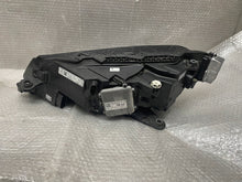 Laden Sie das Bild in den Galerie-Viewer, Frontscheinwerfer Skoda Superb III 3V1941016D Full LED Rechts Headlight