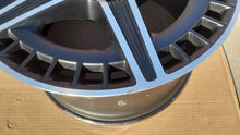 Laden Sie das Bild in den Galerie-Viewer, 1x Alufelge 20 Zoll 10.5&quot; 5x112 67ET A2954012700 Mercedes-Benz Amg Eqe Rim Wheel