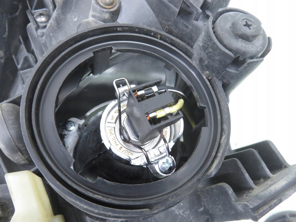 Frontscheinwerfer Hyundai I30 921022LXXX Rechts Scheinwerfer Headlight SCH1809979849yc