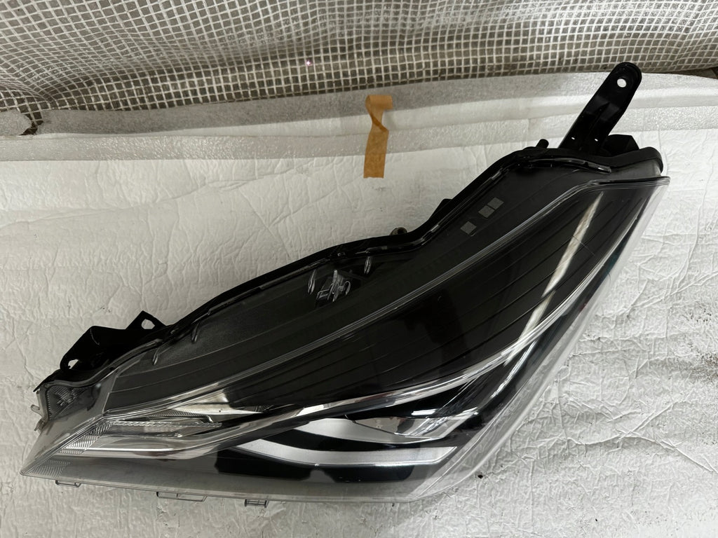 Frontscheinwerfer Toyota Yaris Links Scheinwerfer Headlight