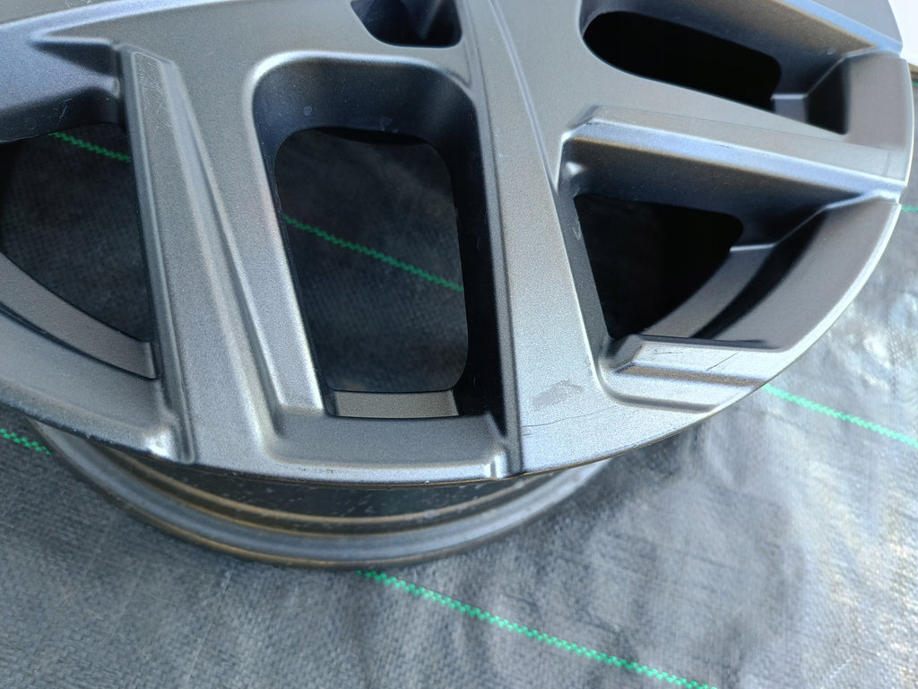 1x Alufelge 17 Zoll 7.0" 5x114.3 50ET BE400ADE07GR Hyundai Kona Rim Wheel