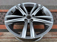 Load image into Gallery viewer, 1x Alufelge 18 Zoll 8.0" 5x112 40ET Glanz Graphit 3G8601025N VW Arteon Rim Wheel FEL5697651051qf