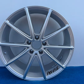1x Alufelge 19 Zoll 7.5