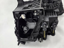 Laden Sie das Bild in den Galerie-Viewer, Frontscheinwerfer Audi Q3 83A941036 Rechts Scheinwerfer Headlight SCH9096821311fz