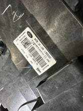Laden Sie das Bild in den Galerie-Viewer, Frontscheinwerfer Ford Puma L1TB-13E015-EK Full LED Ein Satz Headlight SCH9732744082at