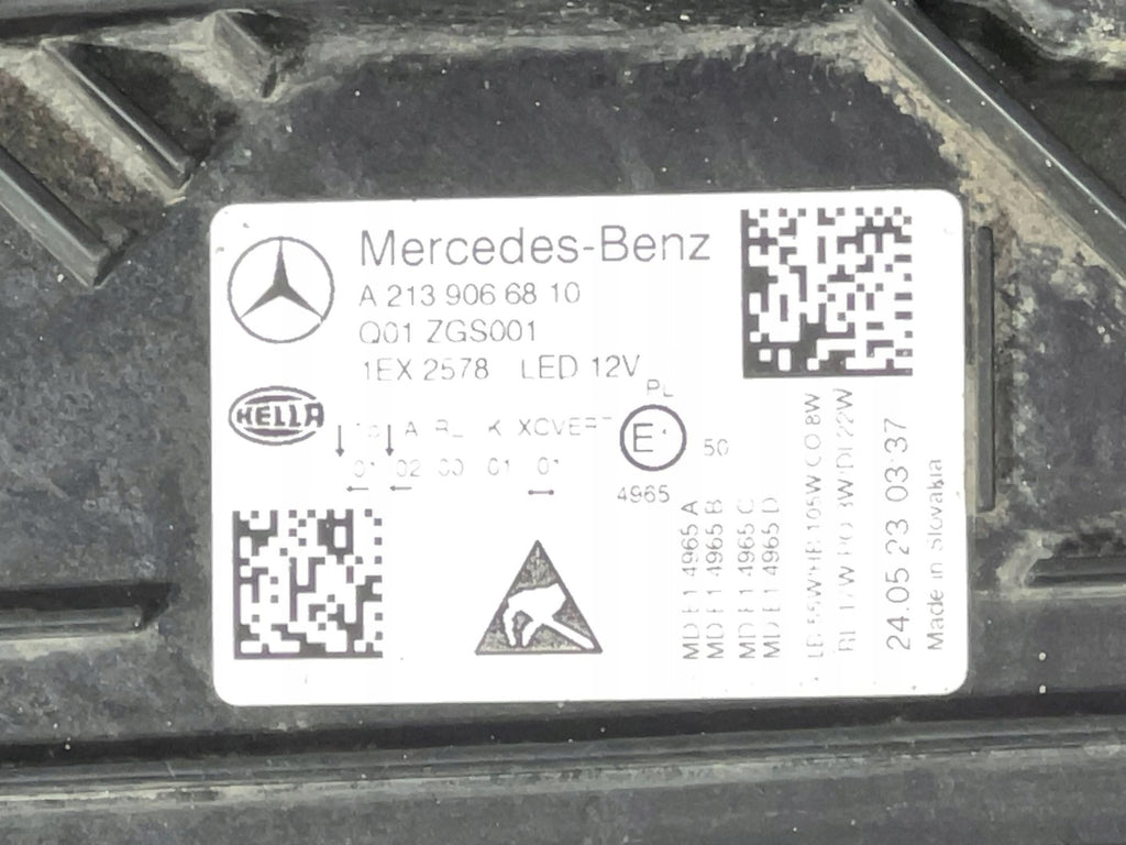 Frontscheinwerfer Mercedes-Benz W213 A2139066810 LED Rechts Headlight SCH6766266110we