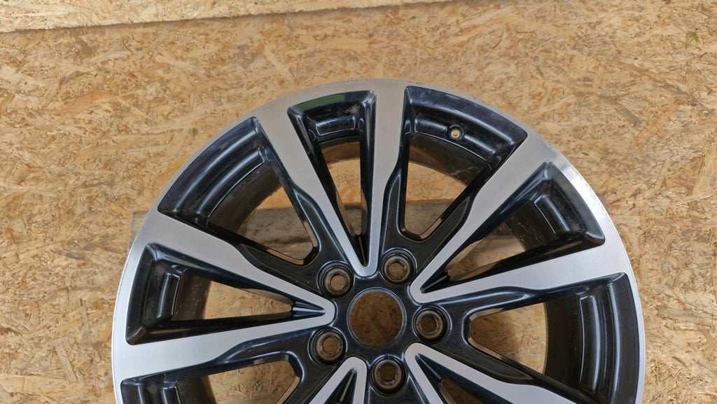 1x Alufelge 18 Zoll 7.5" 5x108 52 5ET Glanz Schwarz GJ5C-1007-P1A Ford Kuga I FEL6801987013bg