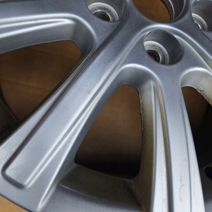 1x Alufelge 16 Zoll 6.5" 5x114.3 45ET Glanz Silber 42611YY310 Toyota Corolla FEL5520968972do
