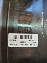 Laden Sie das Bild in den Galerie-Viewer, 1x Alufelge 18 Zoll 32327352 Volvo Xc60 Rim Wheel FEL9323259351rc