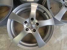 Laden Sie das Bild in den Galerie-Viewer, 4x Alufelge 17 Zoll 7.0" 5x120 41ET KBA47783 BMW Rim Wheel FEL7309822601qg