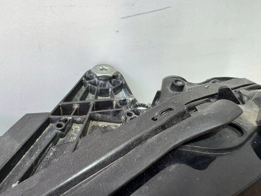 Frontscheinwerfer Mercedes-Benz W205 Q001ZGS001 1EX2207 Links Headlight SCH8586709105if
