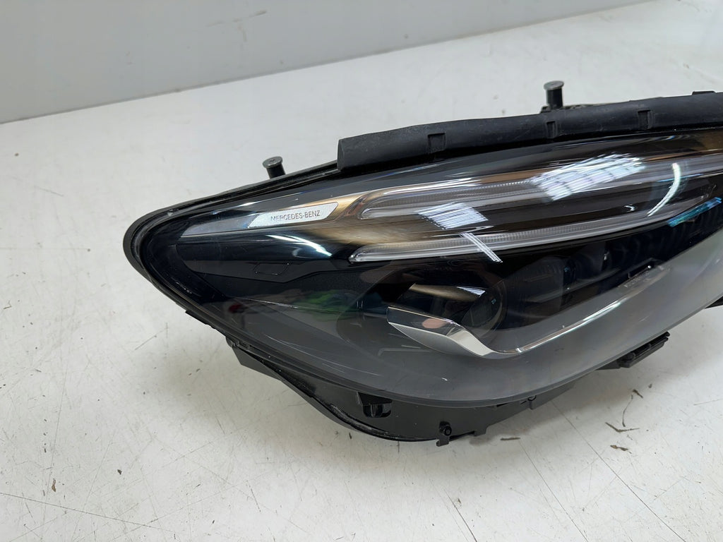 Frontscheinwerfer Mercedes-Benz W247 A2479060605I LED Rechts Headlight SCH9398718268jn