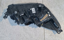 Laden Sie das Bild in den Galerie-Viewer, Frontscheinwerfer Ford Kuga GV41-13D155-AG Xenon Links Scheinwerfer Headlight SCH1385588752xr