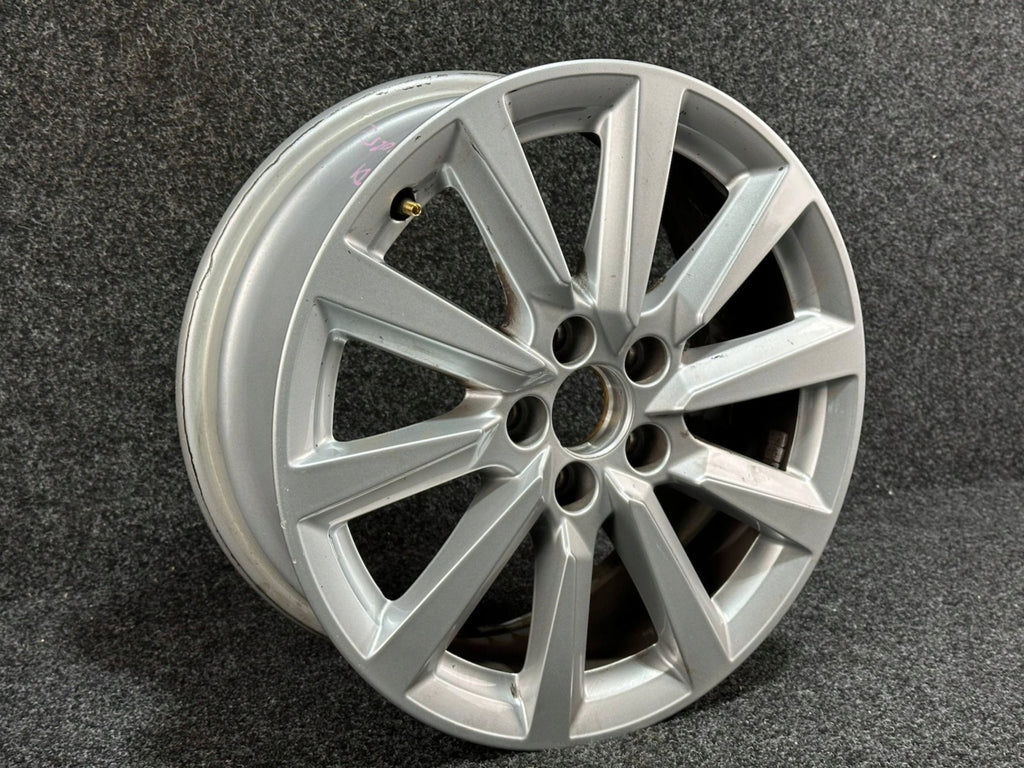 1x Alufelge 16 Zoll 6.5" 5x100 40ET Glanz Silber 82A601025C Audi A1 Rim Wheel FEL6981946466ca