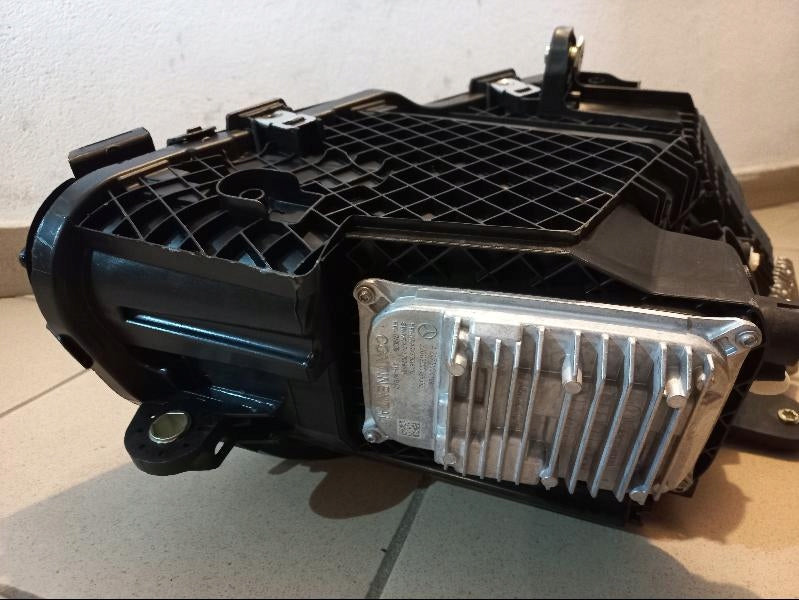 Frontscheinwerfer Mercedes-Benz W205 A205 A2059065906 LED Links Headlight SCH2997918161sw