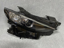 Laden Sie das Bild in den Galerie-Viewer, Frontscheinwerfer Mazda 3 BCJH-51030 FULL LED Rechts Scheinwerfer Headlight