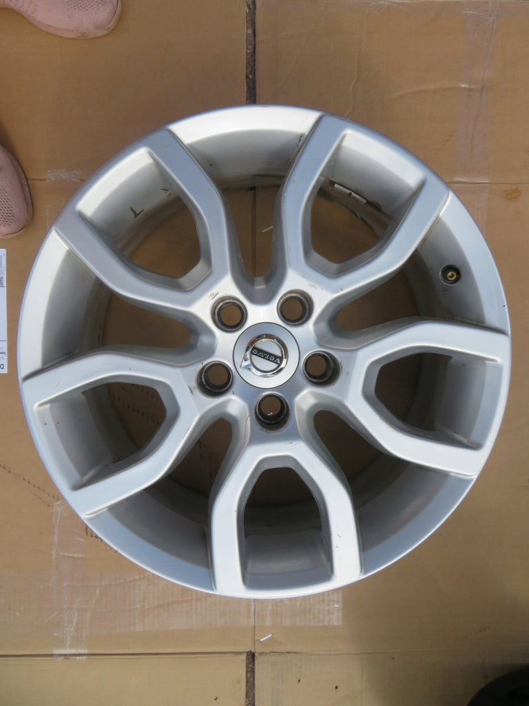 1x Alufelge 17 Zoll 7.0" 5x108 50ET Glanz Silber 31423874 Volvo V40 Cross FEL1416273285bo
