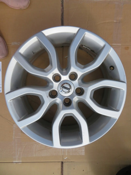 1x Alufelge 17 Zoll 7.0" 5x108 50ET Glanz Silber 31423874 Volvo V40 Cross FEL1416273285bo