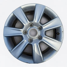 Laden Sie das Bild in den Galerie-Viewer, 1x Alufelge 16 Zoll 6.5&quot; 5x120 51ET 7H0601025K VW T6 T5 Rim Wheel