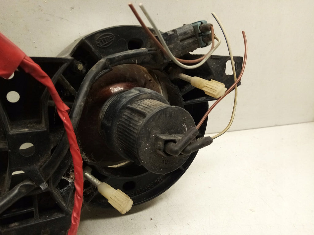 Frontscheinwerfer BMW E30 13436600 Rechts Scheinwerfer Headlight SCH9028614228rp