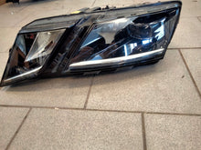 Load image into Gallery viewer, Frontscheinwerfer Skoda Octavia III 5E1941015F Full LED Links Headlight SCH5877212556bg