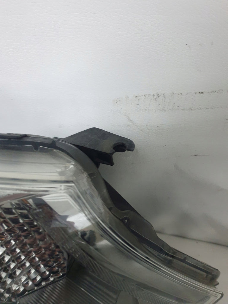Frontscheinwerfer Toyota Yaris Rechts Scheinwerfer Headlight SCH3348845119nb