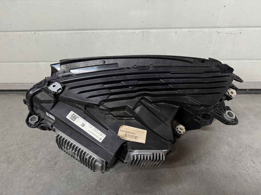 Frontscheinwerfer Mercedes-Benz Glc A2539065801 Full LED Rechts Headlight SCH3906747606ji
