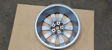 Load image into Gallery viewer, 1x Alufelge 17 Zoll 6.5&quot; 5x112 48,5ET Glanz Silber 5TA601025J Vw Rim Wheel