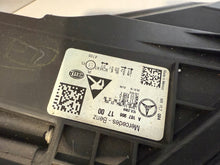 Laden Sie das Bild in den Galerie-Viewer, Frontscheinwerfer Mercedes-Benz Gle A1679061700 A1679061600 Full LED Ein Satz