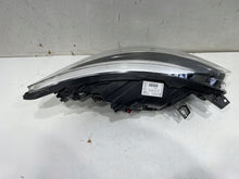 Laden Sie das Bild in den Galerie-Viewer, Frontscheinwerfer Renault Captur I 260609454R LED Links Scheinwerfer Headlight SCH9735815871fh