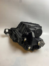 Laden Sie das Bild in den Galerie-Viewer, Frontscheinwerfer Skoda Karoq 57B941009 LED Ein Stück (Rechts oder Links) SCH9174364857bx