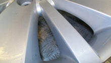 Load image into Gallery viewer, 1x Alufelge 18 Zoll 8.0" 5x120 24ET Glanz Silber 6767827 BMW 7 E65 E66 Rim Wheel FEL8489788080zp