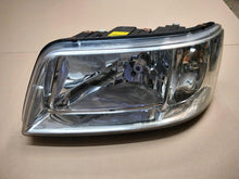 Laden Sie das Bild in den Galerie-Viewer, Frontscheinwerfer VW Transporter 7H1941015S Links Scheinwerfer Headlight