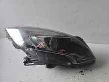 Laden Sie das Bild in den Galerie-Viewer, Frontscheinwerfer Opel Zafira C 39009022 Rechts Scheinwerfer Headlight