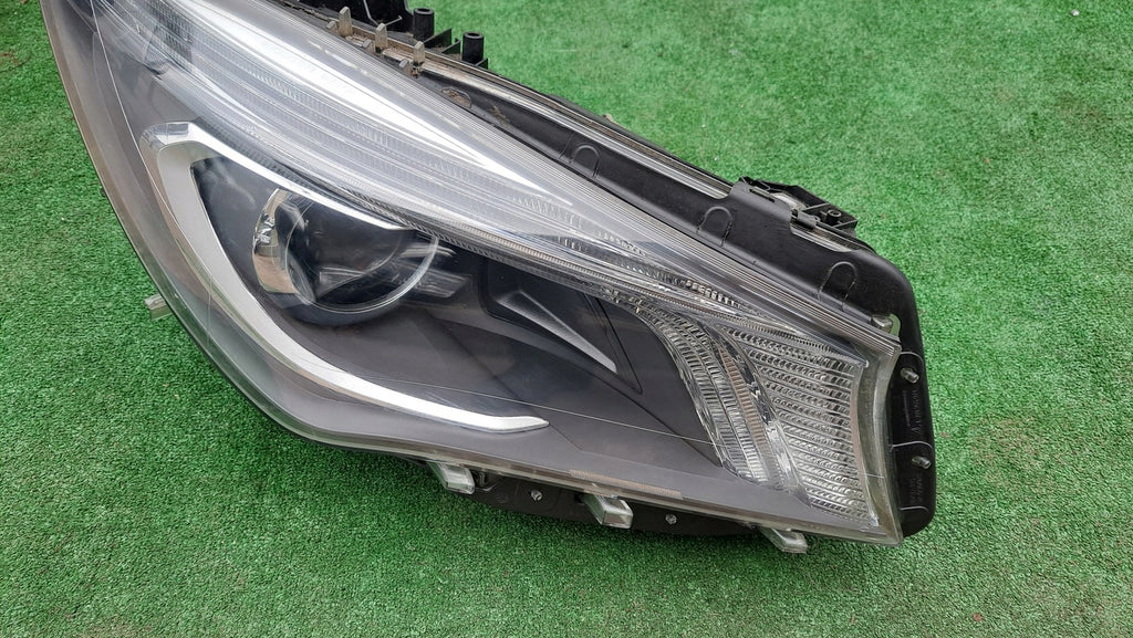 Frontscheinwerfer Mercedes-Benz Cla A1179065200 Xenon Rechts Headlight SCH5280352198yf